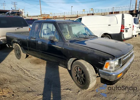 1994 Toyota Pickup 1/2 Ton Extra Long Wheelbase z USA, uszkodzony, nr VIN JT4VN93D7R5039548
